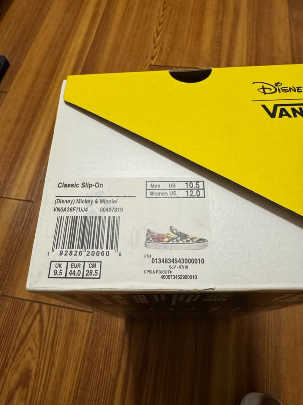 Disney x Vans Checkered Flames Mickey & Minnie Slip on Shoes - Picture 8 of 8